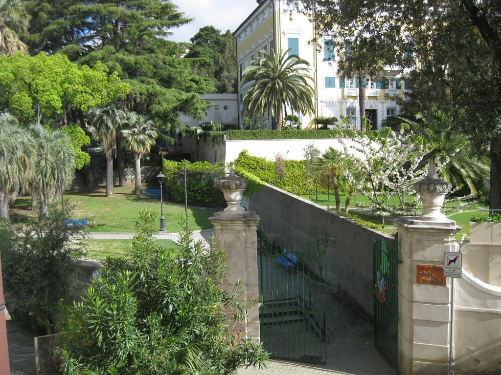Hotel Acqua Marina Albissola Marina Exterior foto